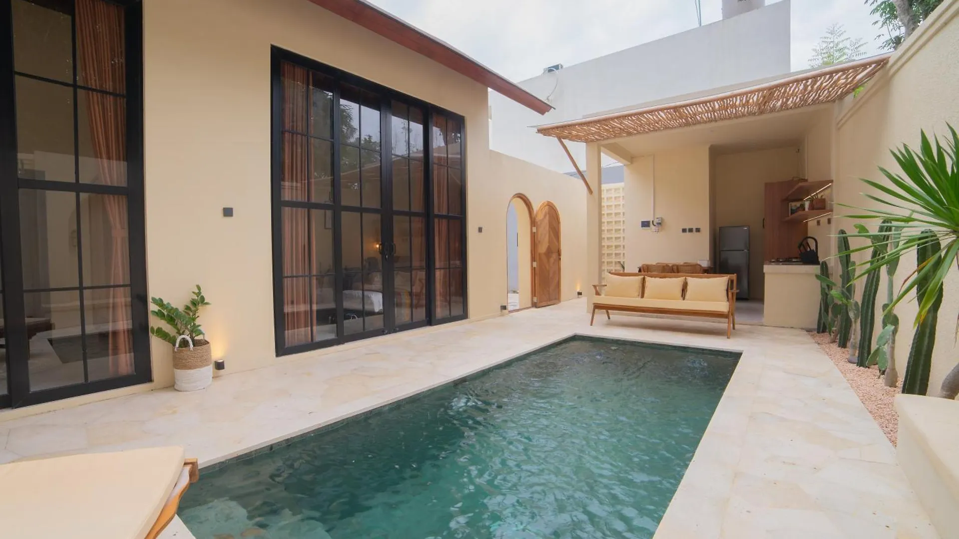 Villa Bumi Uluwatu Jimbaran  Jimbaran (Bali)